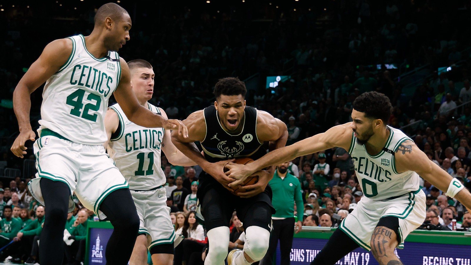 Early Look at 2023 NBA Title Odds: Warriors Favored to Repeat