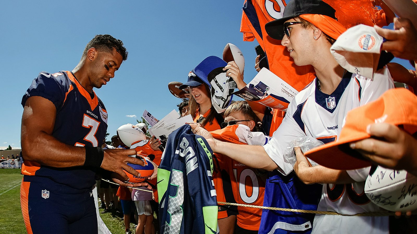 How Much Would You Make Betting On Russell Wilson Each Week?